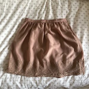 Forever 21 pink lace mini skirt size small